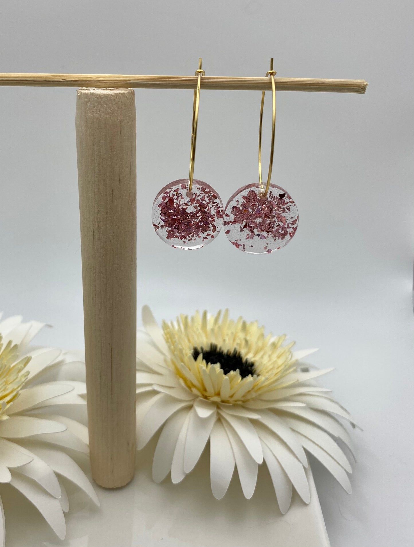 Resin Pink Sparkle Medium Disk on Medium Gold Hoop