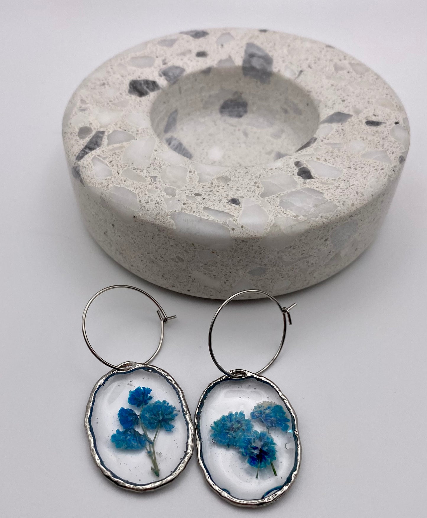Hammered Medium Silver Blue Baby’s Breath on Small Silver Hoop