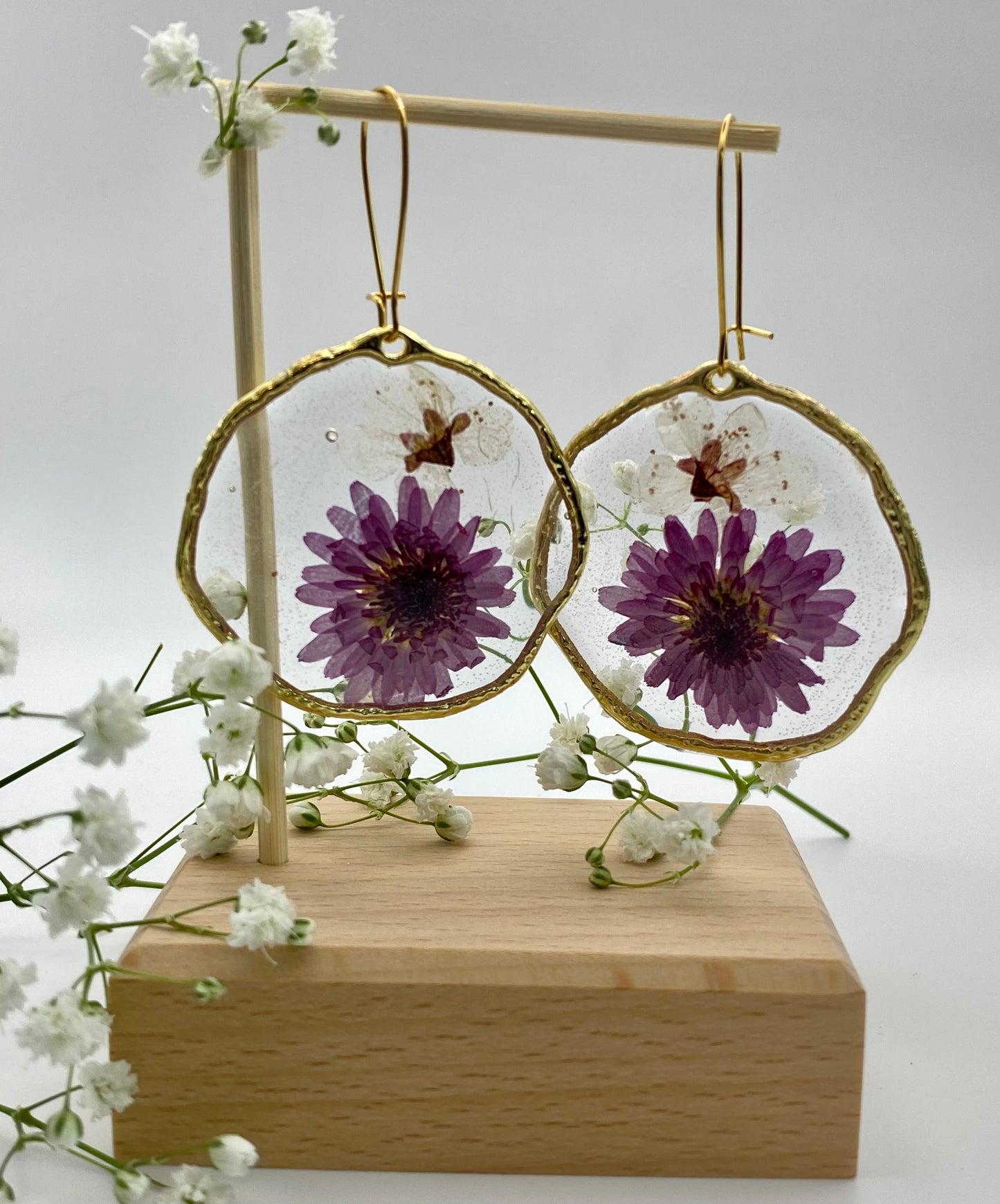 Hammered Gold Large Purple Daisy and White Flower on Kidney Ear Wire