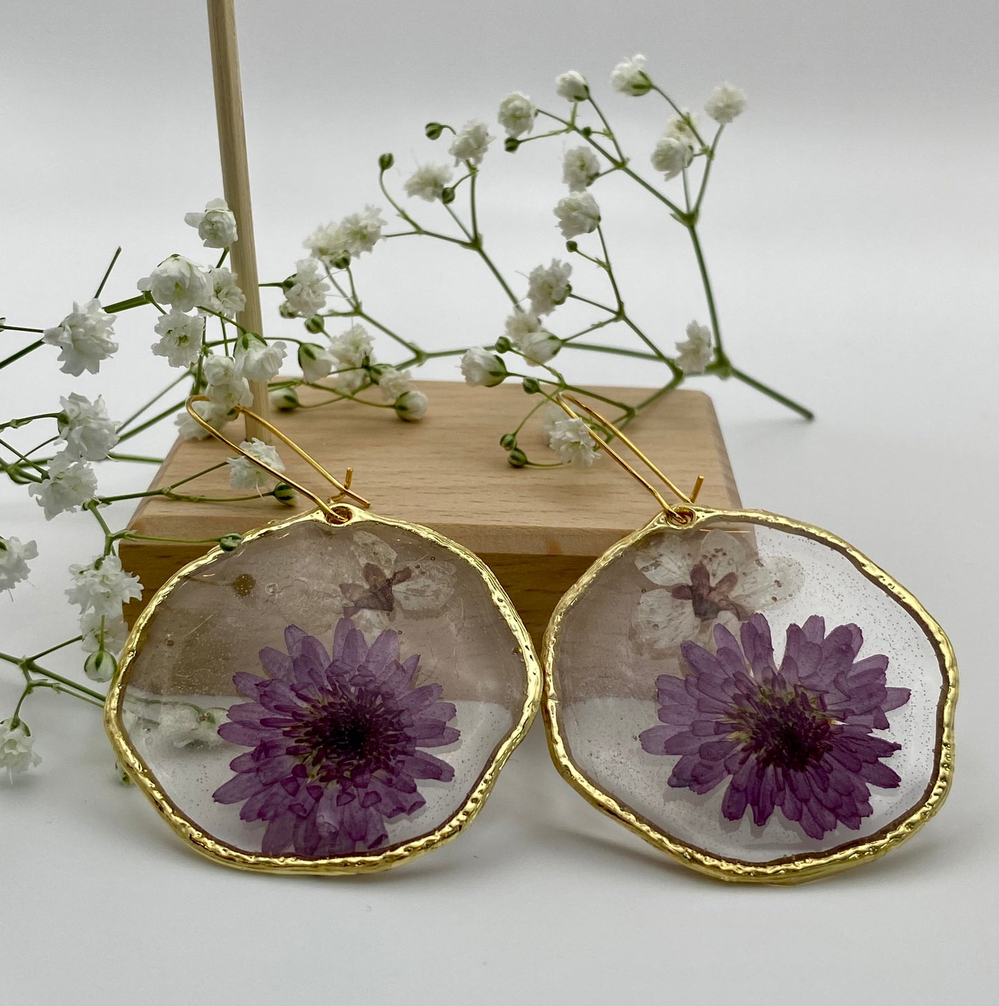 Hammered Gold Large Purple Daisy and White Flower on Kidney Ear Wire