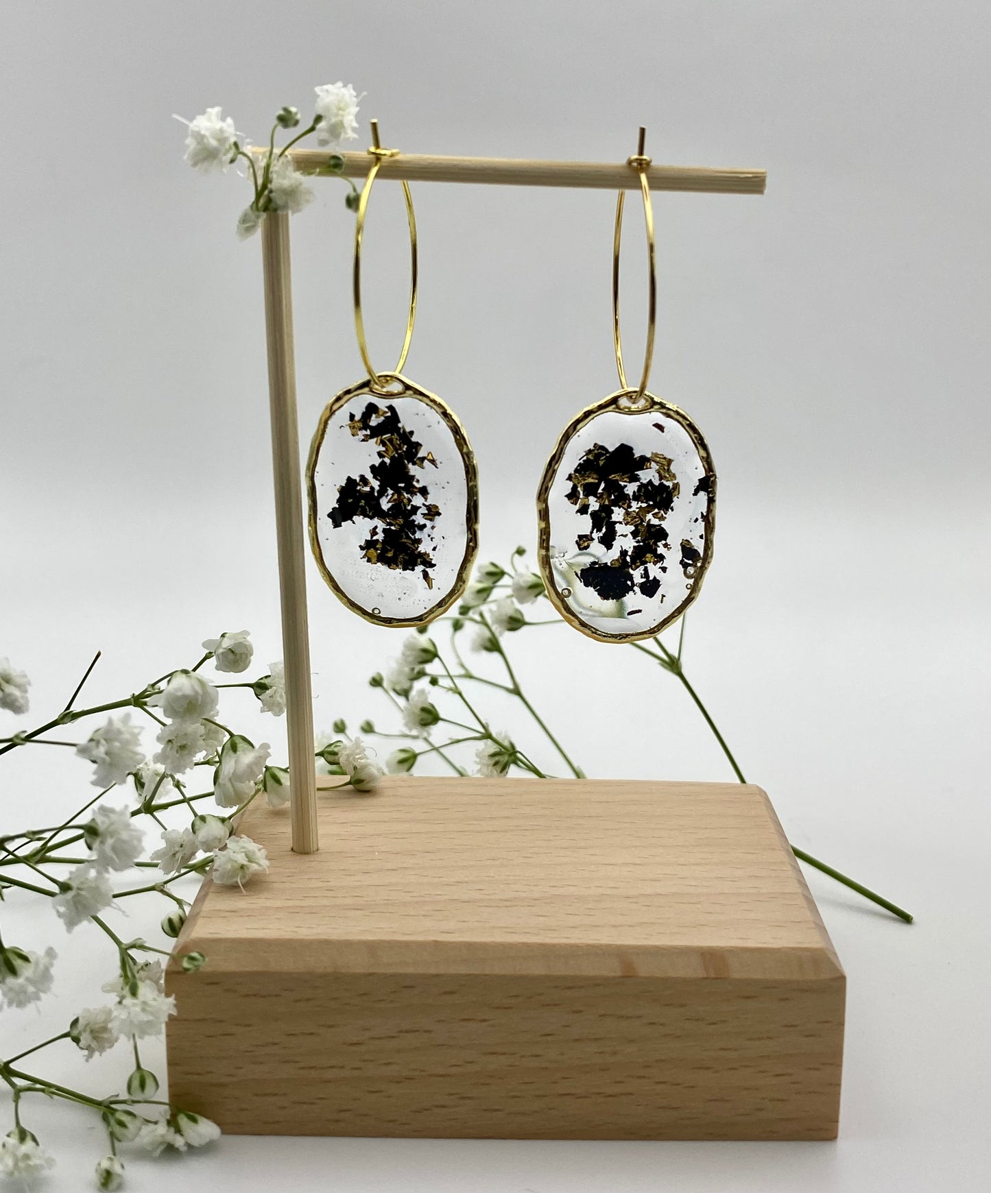 Hammered Gold Medium Black and Gold Foil on Medium Gold Hoop