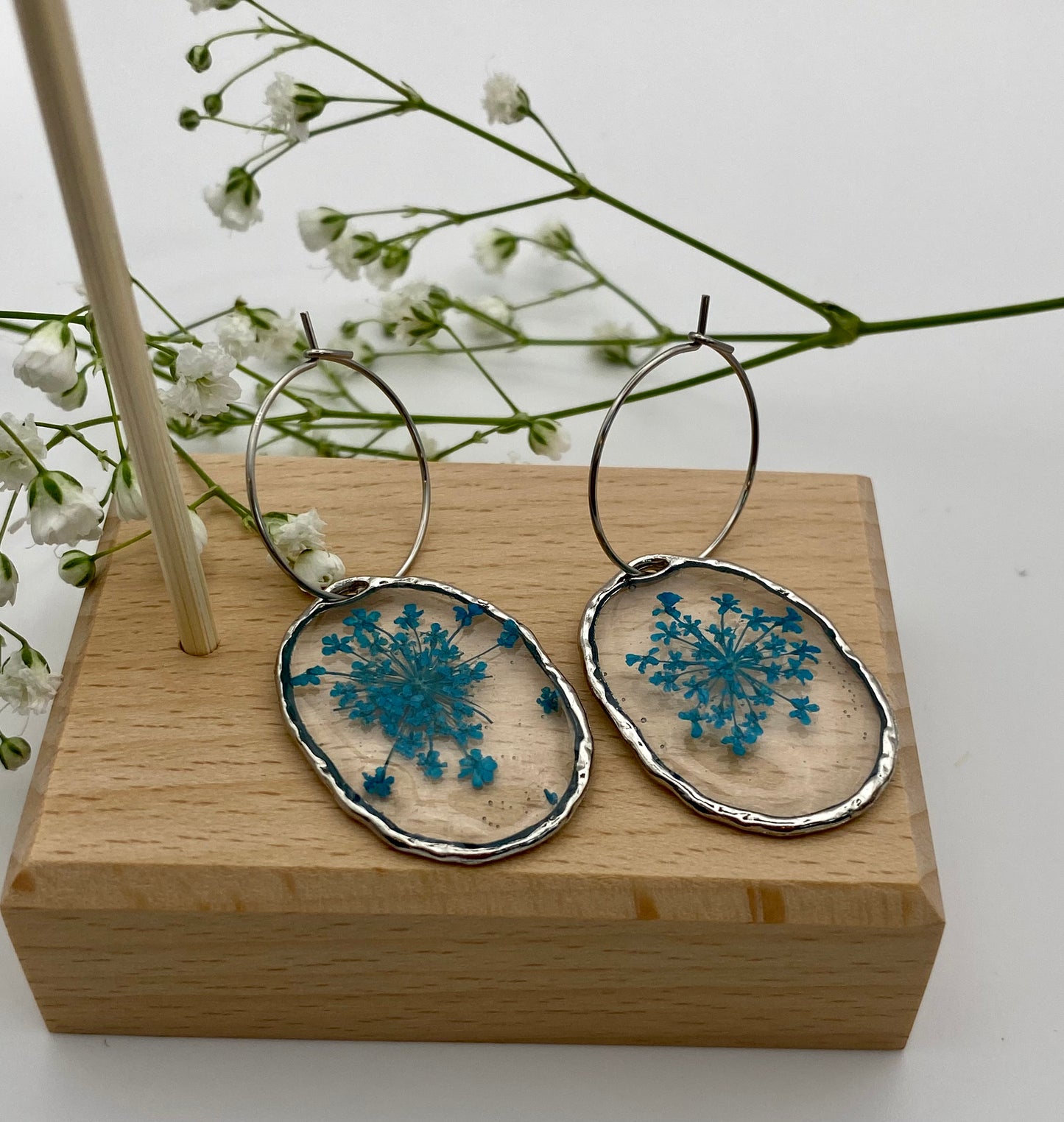 Hammered Silver Blue Queen Anne’s Lace Flower on Small Silver Hoop
