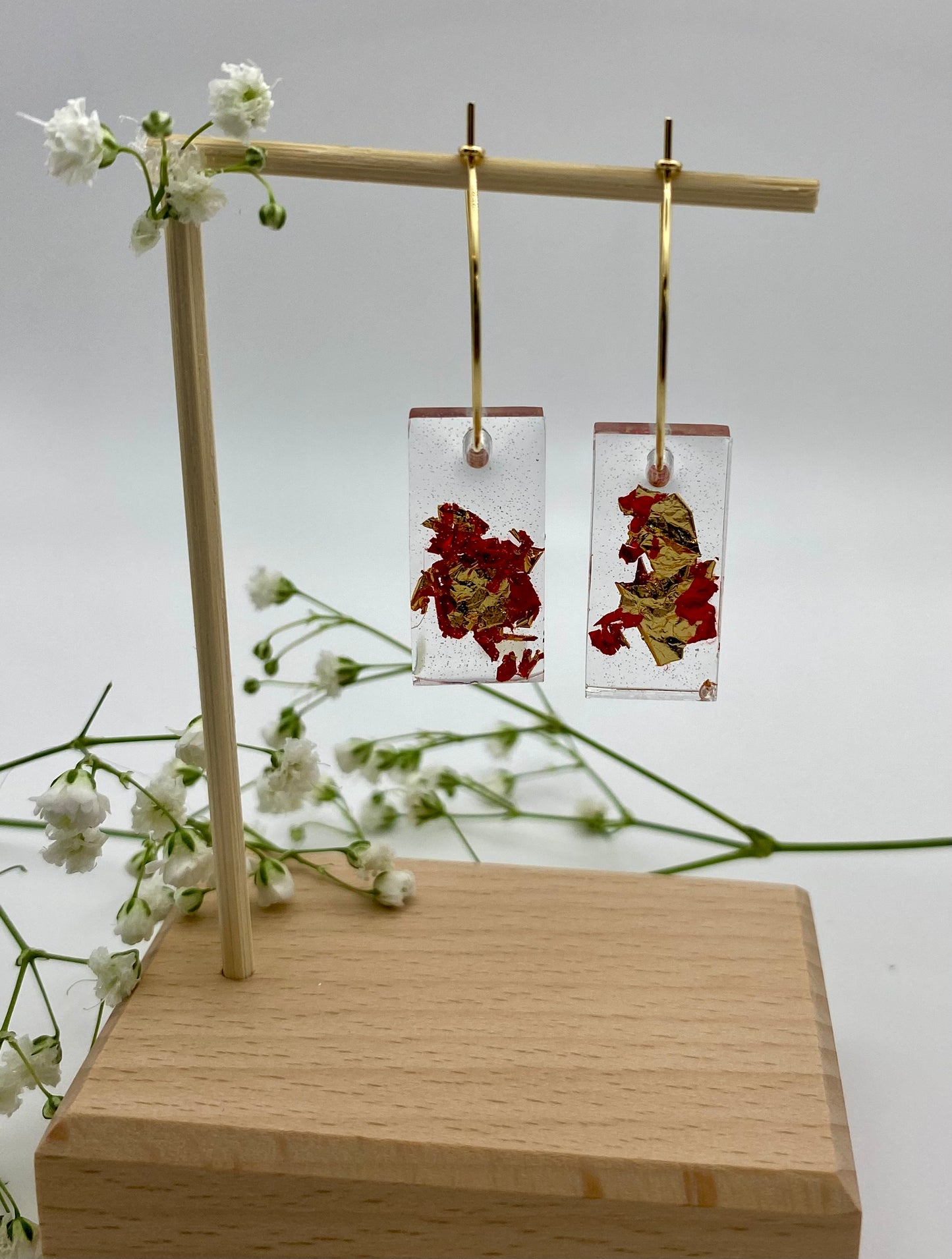 Red and Gold Foil Medium Rectangle on Medium Gold Hoop