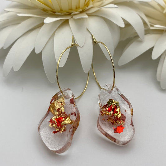 Red and Gold Wavy Medium on Medium Gold Hoop